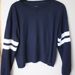Hollister Must Have Collection Cropped Long Sleeve